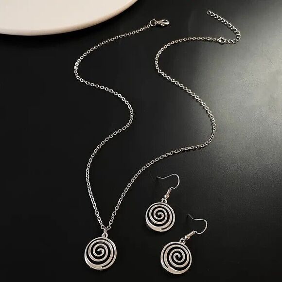 Primitive Spiral Earrings and Pendant set - Picture 4 of 6